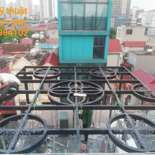 mái kính cường lực sắt mỹ thuật (18)