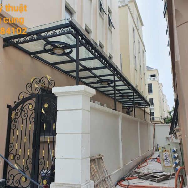 mái kính cường lực sắt mỹ thuật (25)